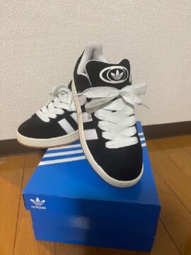 スニーカー買いました。の写真