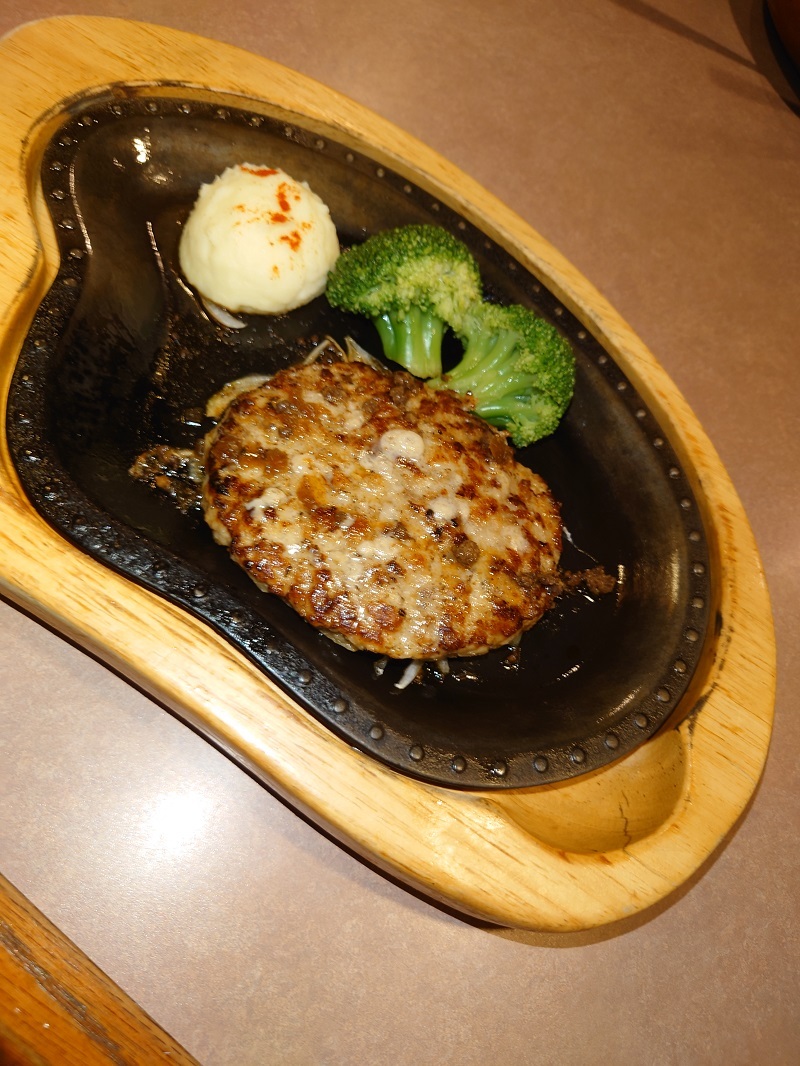 びっくりドンキーの定番の写真