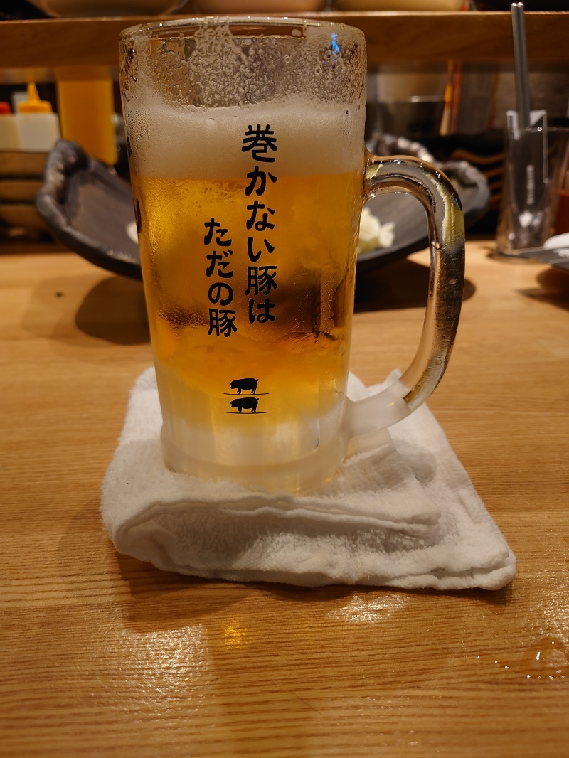 お仕事終わりのビールの写真