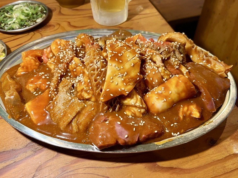 スタッフでご飯会の写真